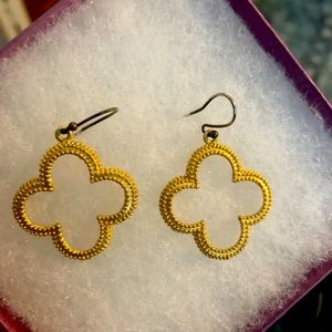 Gold clover drop earrings
